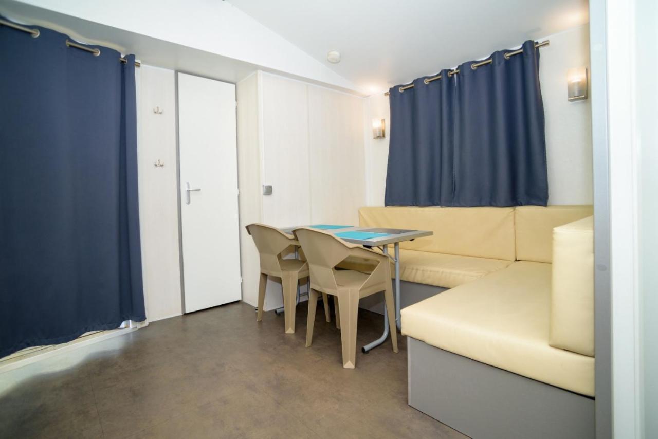 Camping Joncar Mar Roses Exterior foto